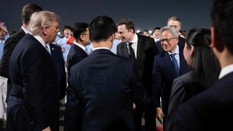 'Đội hình nghìn tỷ USD' theo chân Tổng thống Trump tới Bắc Kinh: Thông điệp của nước Mỹ là gì?