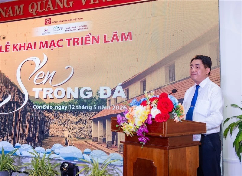 Triển lãm 'Sen trong đá' tôn vinh khí phách và vẻ đẹp người phụ nữ Việt Nam
