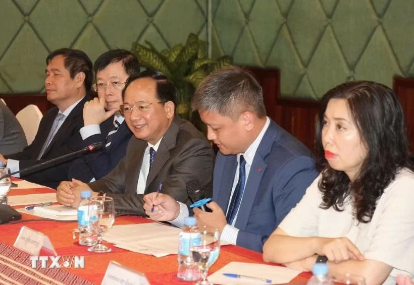 Trưởng Ban Tuyên giáo và Dân vận Trung ương Trịnh Văn Quyết thăm làm việc tại Siem Reap, Campuchia