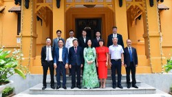 Thứ trưởng Ngoại giao Lê Thị Thu Hằng: Phát huy vai trò kiều bào trong khối đại đoàn kết dân tộc