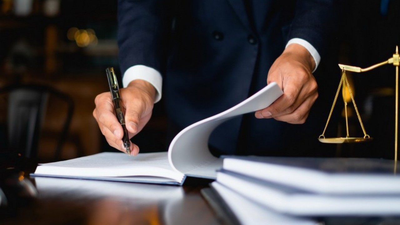 Chính phủ yêu cầu khẩn trương ban hành các văn bản quy định chi tiết luật, nghị quyết của Quốc hội