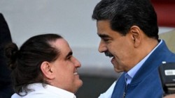 Một đồng minh thân cận của cựu Tổng thống Venezuela Nicolas Maduro bị trục xuất sang Mỹ
