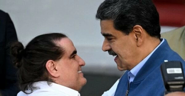 Một đồng minh thân cận của cựu Tổng thống Venezuela Nicolas Maduro bị trục xuất sang Mỹ