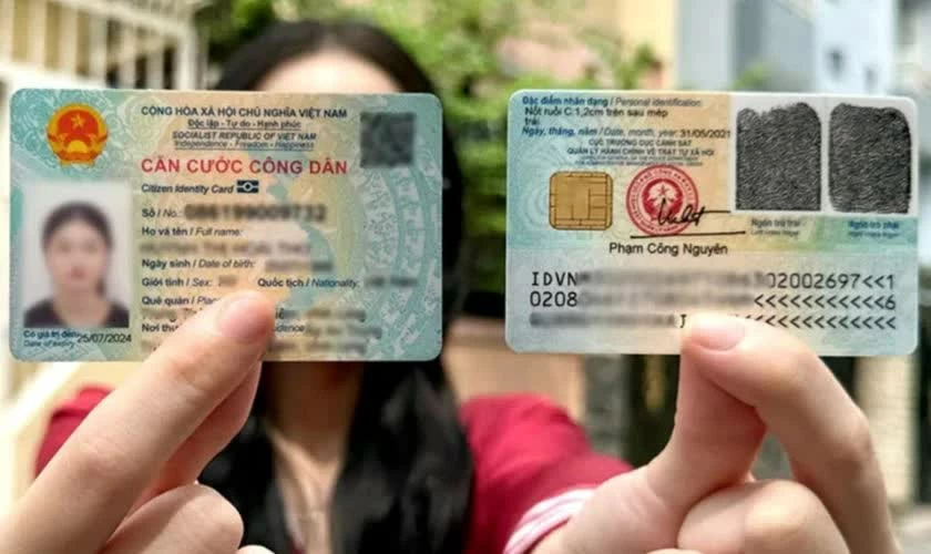 Hướng dẫn cách xem 2 mặt CCCD trên VneID dễ dàng.
