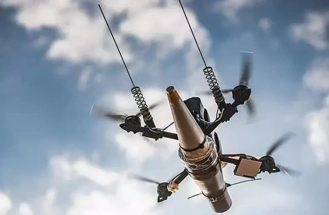Ukraine tấn công quy mô lớn vào Moscow bằng UAV, 4 người thiệt mạng
