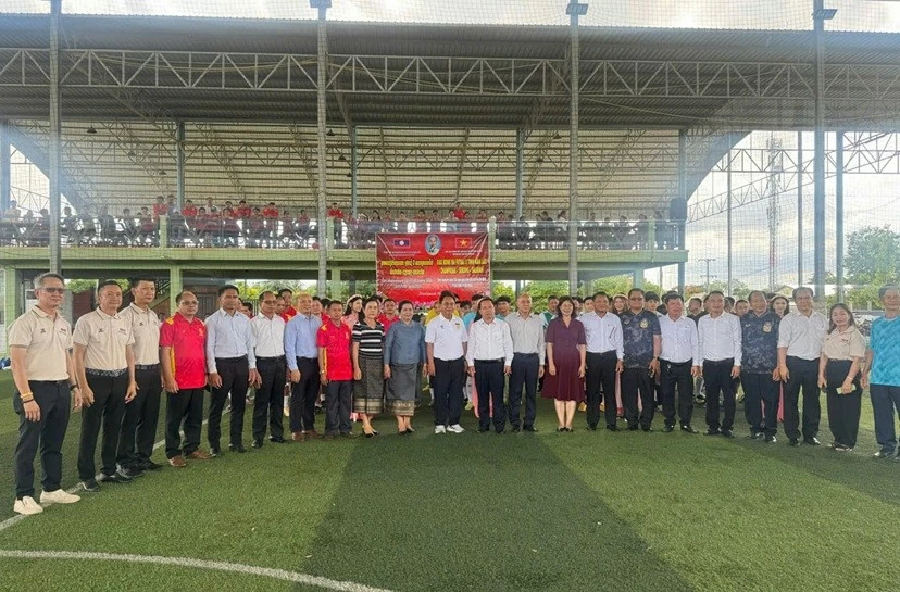 Kỷ niệm 136 năm ngày sinh Chủ tịch Hồ Chí Minh tại Pakse (Lào)