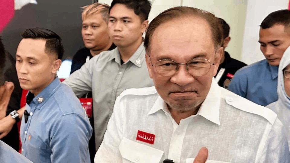 Thủ tướng Malaysia cân nhắc khả năng bầu cử sớm, tuyên bố sẵn sàng 'đối đầu' liên minh BN