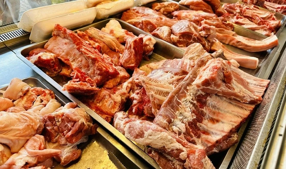 Giá heo hơi hôm nay 18/5: Đầu tuần đi ngang, vùng giá giao dịch từ 66.000 - 70.000 đồng/kg