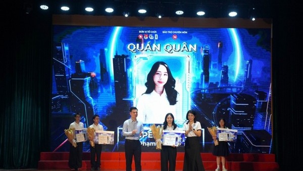 Đêm chung kết INTERCHAIN 2026: Khi những nỗ lực hóa thành vinh quang