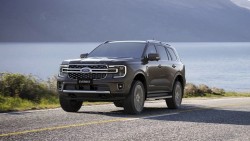 Top 4 xe SUV 7 chỗ bán chạy nhất tháng 4/2026: Ford Everest tiếp tục dẫn đầu