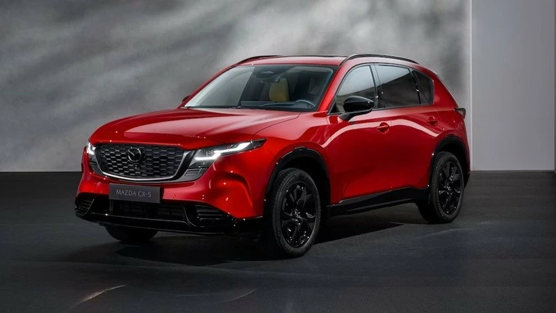 Top 5 xe đa dụng cỡ trung bán chạy nhất tháng 4/2026: Mazda CX-5 vươn lên dẫn đầu.