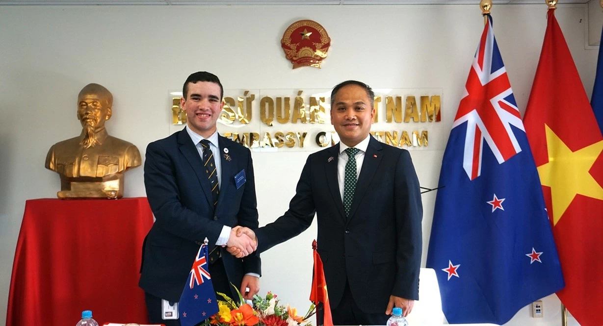 Đại sứ quán Việt Nam tại New Zealand hỗ trợ tổ chức thành công Sự kiện mô phỏng Hội nghị ASEAN tại New Zealand (NZMAM) 2026