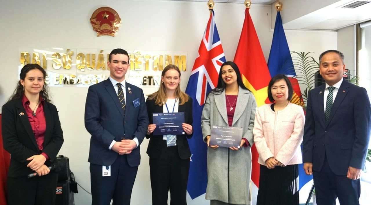 Đại sứ quán Việt Nam tại New Zealand hỗ trợ tổ chức thành công Sự kiện mô phỏng Hội nghị ASEAN tại New Zealand (NZMAM) 2026