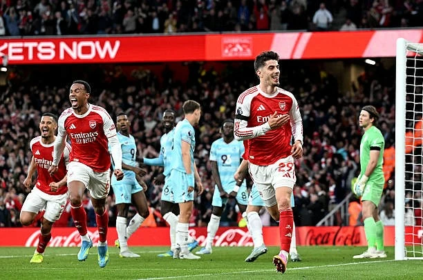 Arsenal và nghệ thuật chiến thắng tối thiểu