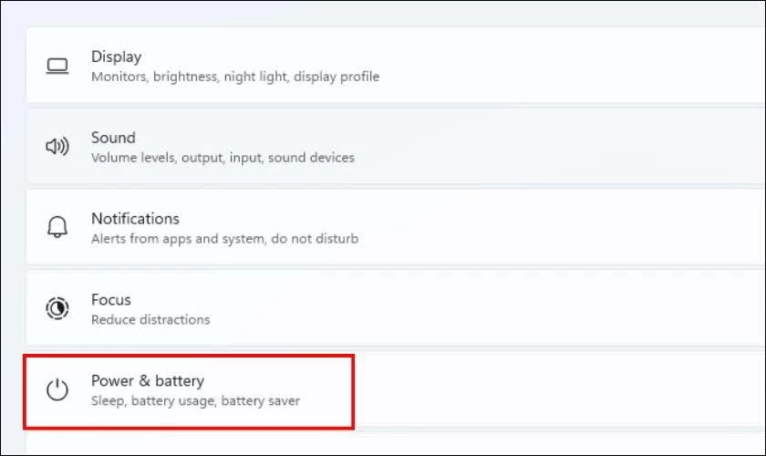 Chọn tiếp Power & battery để vào phần quản lý nguồn điện. Chọn tiếp Power & battery để vào phần quản lý nguồn điện.