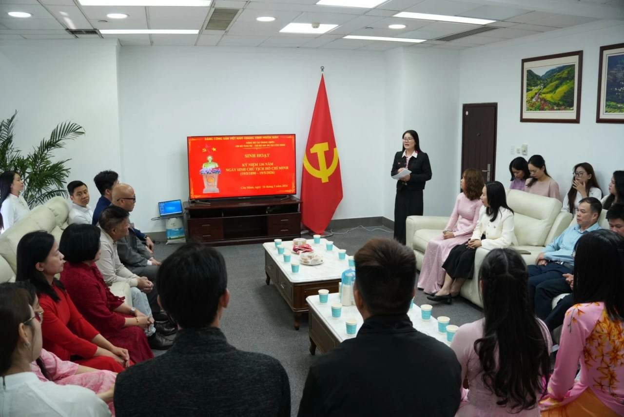 Cộng đồng người Việt tại Vân Nam kỷ niệm 136 năm Ngày sinh Chủ tịch Hồ Chí Minh
