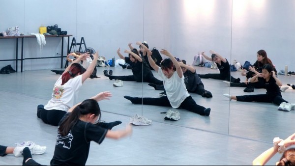 PV Dance Class: Khi vũ đạo trở thành ngôn ngữ chung của cộng đồng người Nhật tại Hà Nội