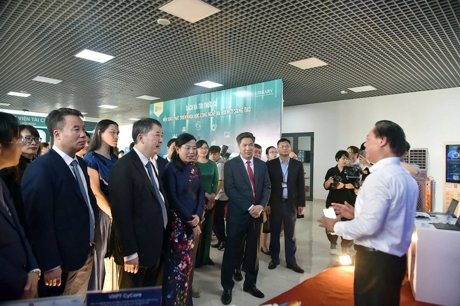 Học viện Tài chính tổ chức nhiều hoạt động chào mừng Ngày Khoa học, Công nghệ và Đổi mới sáng tạo Việt Nam 18/5 Học viện Tài chính tổ chức nhiều hoạt động chào mừng Ngày Khoa học, Công nghệ và Đổi mới sáng tạo Việt Nam 18/5
