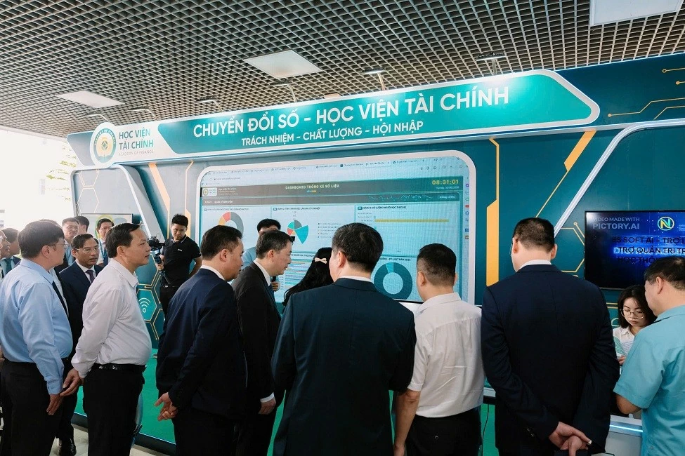 Học viện Tài chính tổ chức nhiều hoạt động chào mừng Ngày Khoa học, Công nghệ và Đổi mới sáng tạo Việt Nam 18/5 Học viện Tài chính tổ chức nhiều hoạt động chào mừng Ngày Khoa học, Công nghệ và Đổi mới sáng tạo Việt Nam 18/5