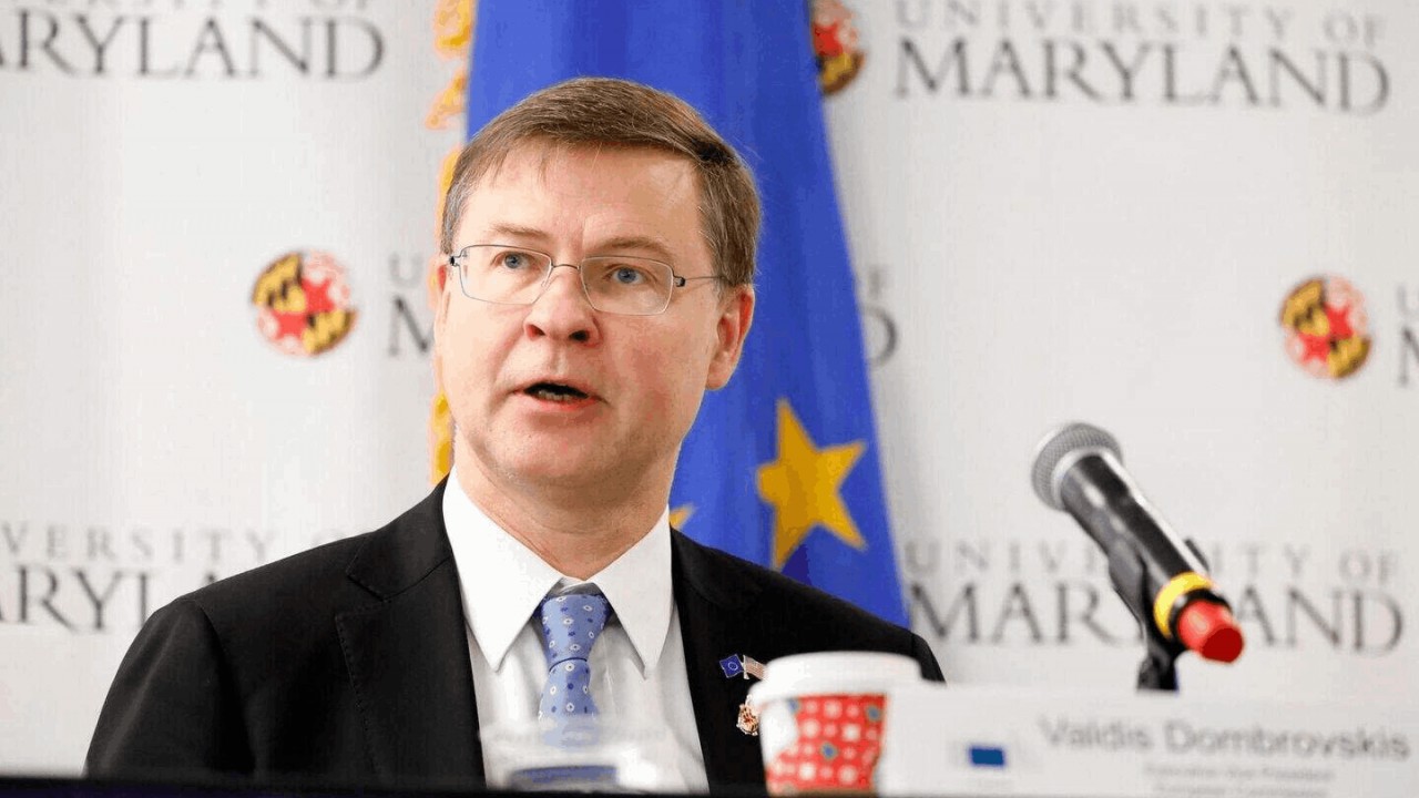 Ukraine sắp nhận 'phao cứu sinh' 3,2 tỷ Euro từ EU