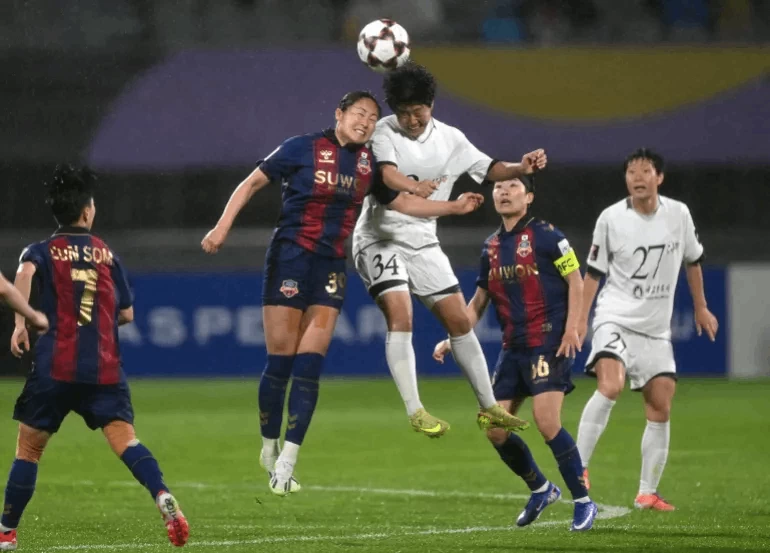 Trận cầu hiếm hoi giữa hai miền Triều Tiên thắp hy vọng nối lại đối thoại
