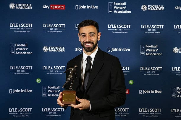Bruno Fernandes chính thức chốt tương lai tại Man Utd
