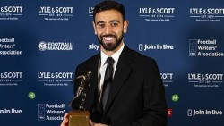 Bruno Fernandes chính thức chốt tương lai tại Man Utd