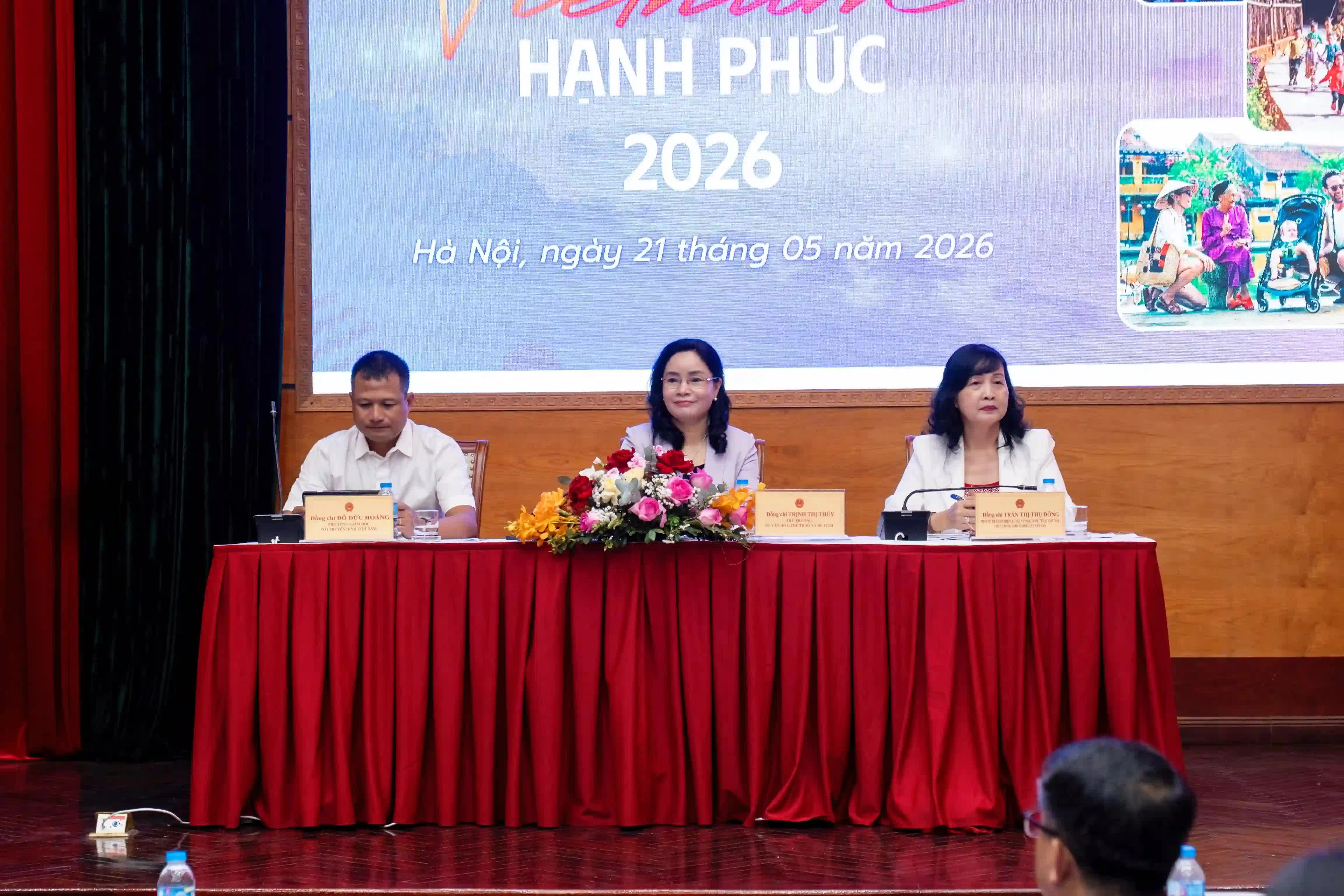 Theo Thứ trưởng Trịnh Thị Thủy, các tác phẩm dự thi cần phản ánh chân thực đời sống xã hội và giá trị con người Việt Nam hôm nay. Theo Thứ trưởng Trịnh Thị Thủy, các tác phẩm dự thi cần phản ánh chân thực đời sống xã hội và giá trị con người Việt Nam hôm nay.