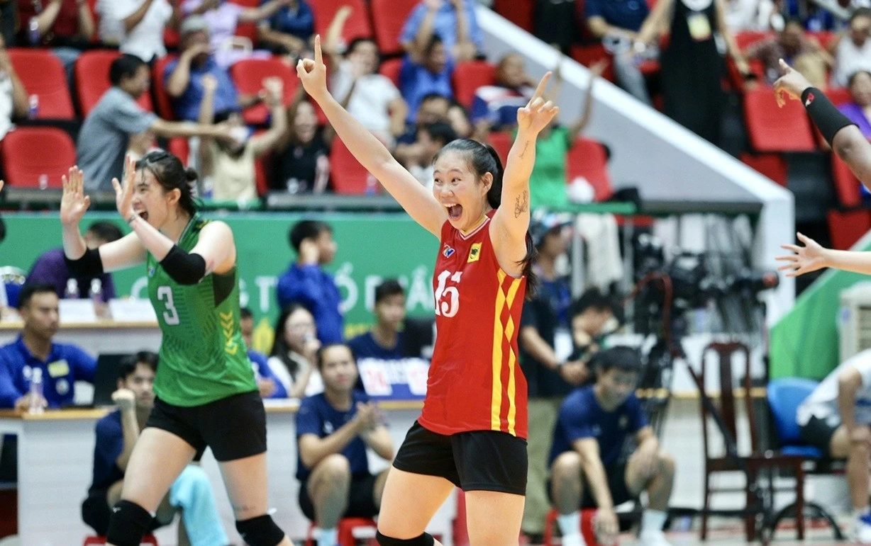 Thanh Thúy bùng nổ, đưa VTV Bình Điền Long An thẳng tiến vào chung kết