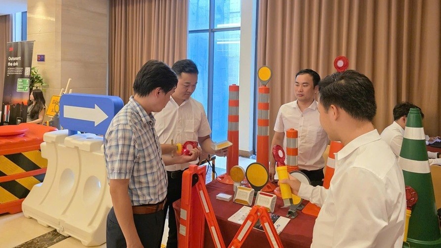 Tập huấn công tác an toàn giao thông, phòng chống thiên tai và tìm kiếm cứu nạn khu vực phía Nam