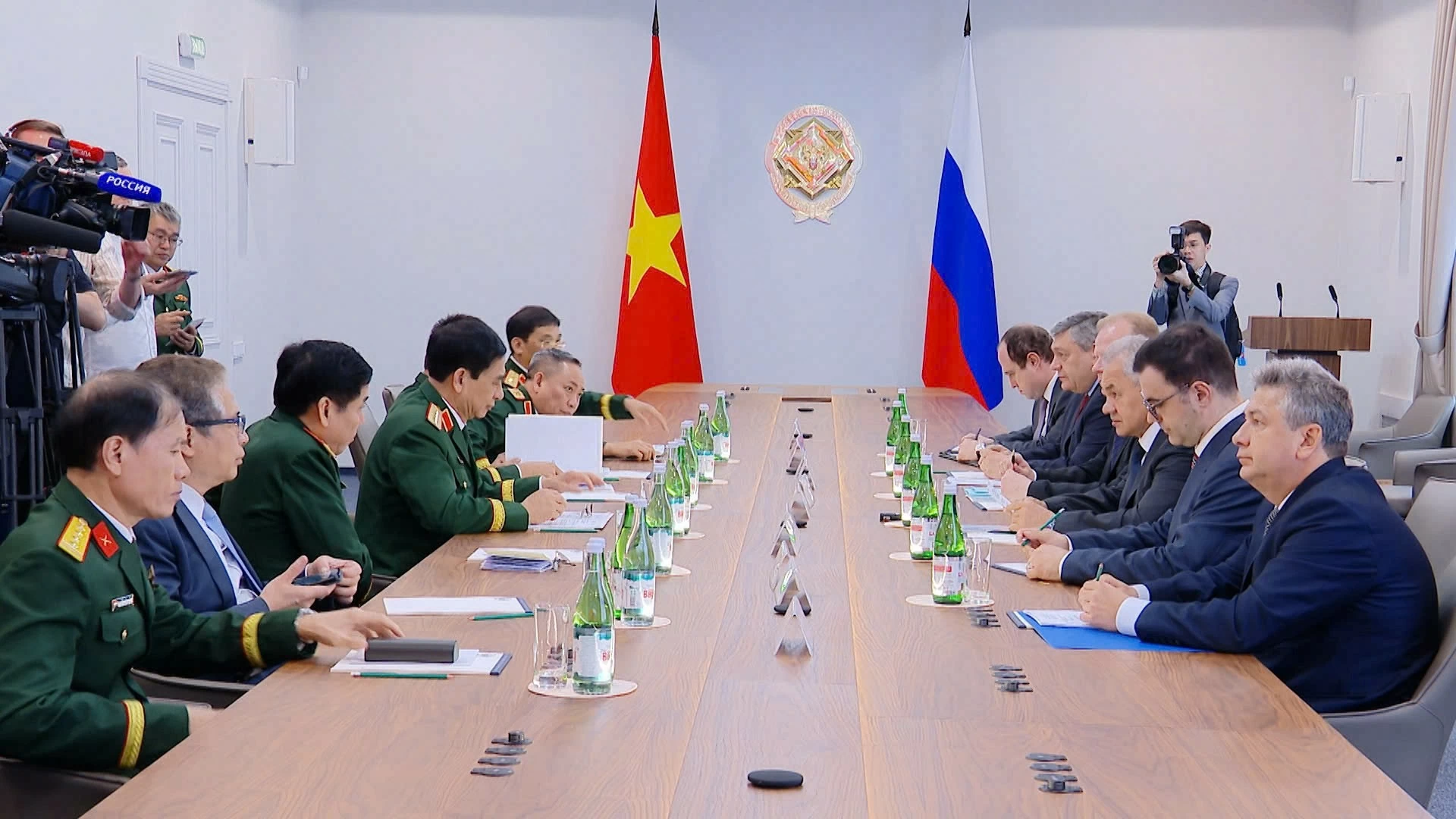 Việt Nam và Liên bang Nga: Đẩy mạnh hợp tác quốc phòng