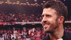 HLV Michael Carrick chính thức ký hợp đồng 2 năm dẫn dắt Man Utd