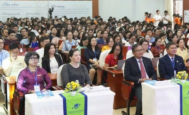 Hơn 400 chuyên gia, học giả thảo luận tương lai giáo dục ngôn ngữ