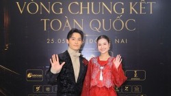 Hoa hậu Thanh Hà ngồi ghế nóng