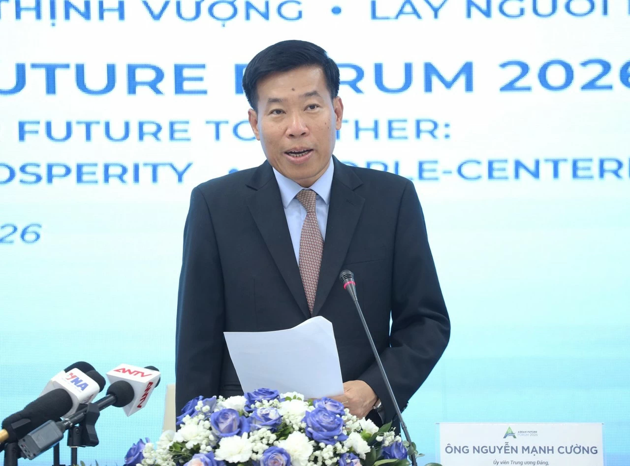 Ủy viên Trung ương Đảng, Phó Bí thư Thường trực Đảng ủy Bộ, Thứ trưởng Ngoại giao Nguyễn Mạnh Cường giới thiệu về Diễn đàn Tương lai ASEAN 2026