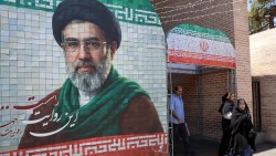 Iran phản ứng gắt trước đợt tấn công mới của Mỹ, cảnh báo đáp trả 'nghiêm khắc'