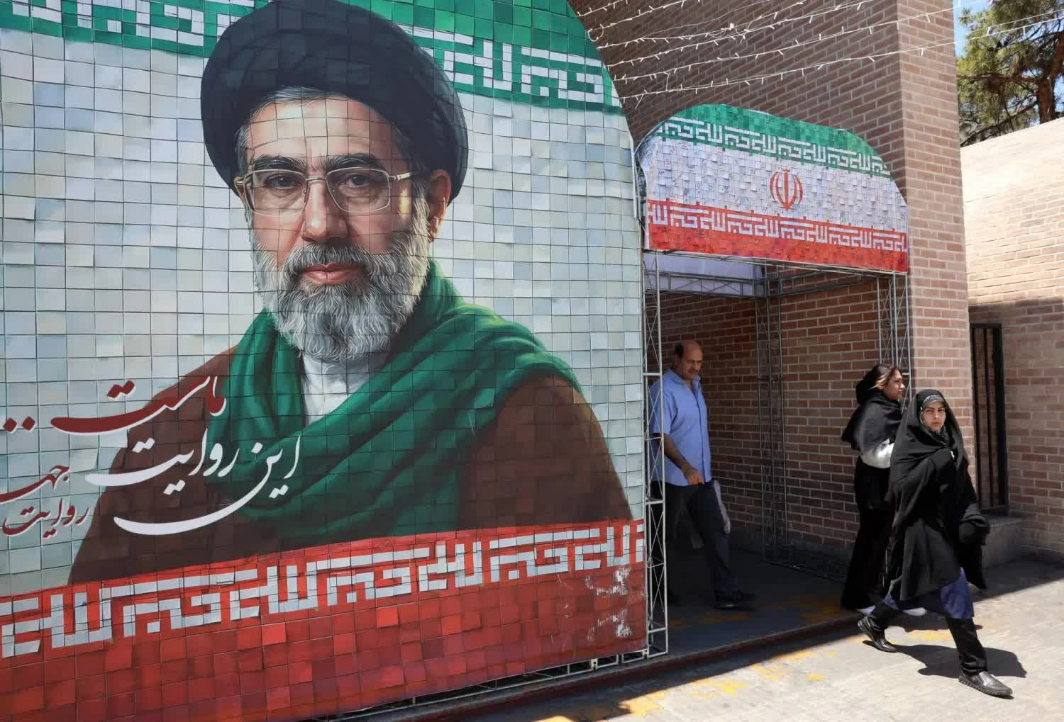Iran phản ứng gắt trước đợt tấn công mới của Mỹ, cảnh báo đáp trả nghiêm khắc