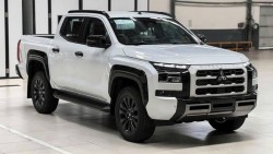Mitsubishi Triton giảm giá mạnh tại Việt Nam, cao nhất tới 150 triệu đồng