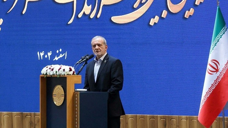 Iran: Dọa 'phản đòn' Mỹ, Tổng thống kêu gọi cải tổ quốc phòng, một quốc gia Đông Nam Á bày tỏ đoàn kết với Tehran