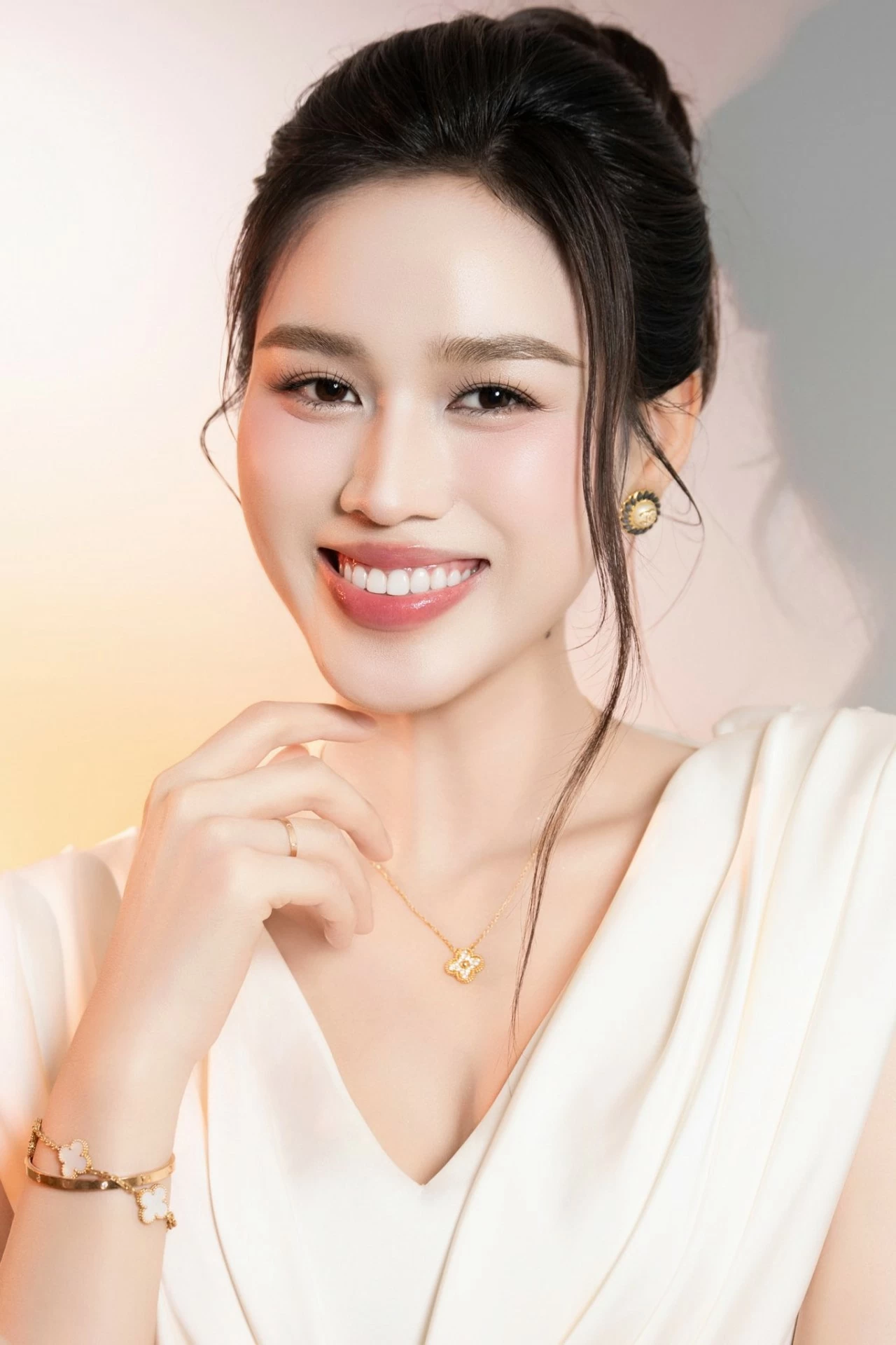 Hoa hậu Đỗ Thị Hà Hoa hậu Đỗ Thị Hà