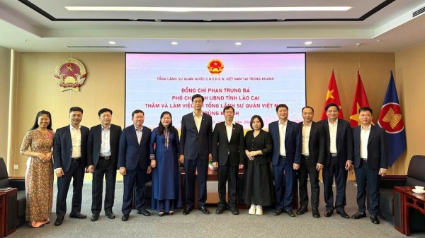 Tỉnh Lào Cai (Việt Nam) và thành phố Trùng Khánh (Trung Quốc) ký kết Bản ghi nhớ về việc thiết lập quan hệ giao lưu, hợp tác hữu nghị
