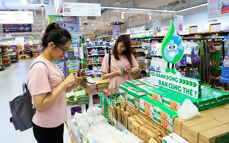 Doanh nghiệp loay hoay với bài toán ‘xanh hóa’ Doanh nghiệp loay hoay với bài toán ‘xanh hóa’