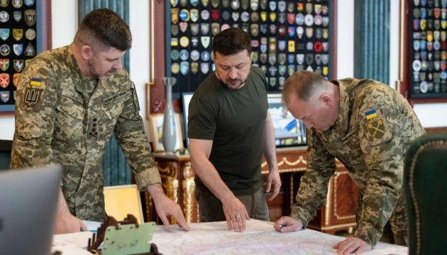 Tổng thống Ukraine gửi tâm thư tới Mỹ nói 'không gì đau đớn hơn' một điều, Kiev chuẩn bị bước vào tuần quan trọng với tương lai