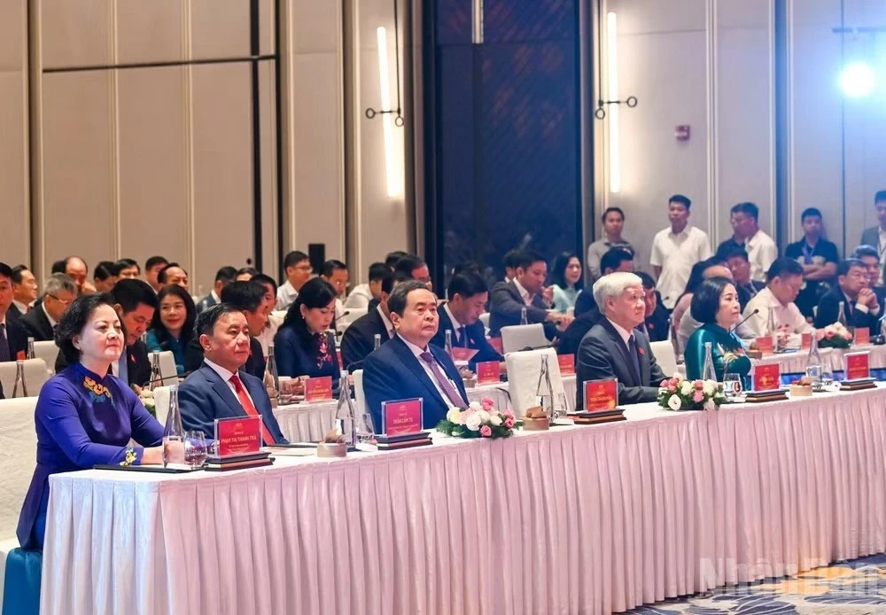 Nhìn nhận đầy đủ hơn vị trí, vai trò của Hội nghị Hội đồng nhân dân trong giai đoạn phát triển mới của đất nước