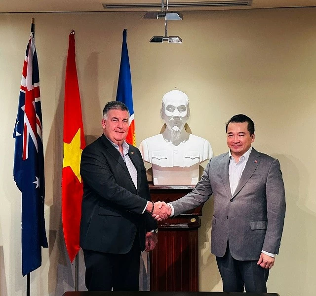 Tổng lãnh sự Việt Nam tại Perth tiếp Chủ tịch Hội đồng Doanh nghiệp Tây Australia-Việt Nam