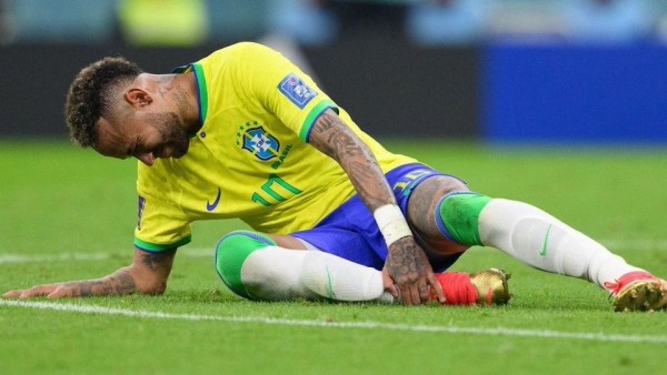 Neymar nguy cơ ngồi nhà xem World Cup 2026 vì chấn thương nặng hơn dự kiến