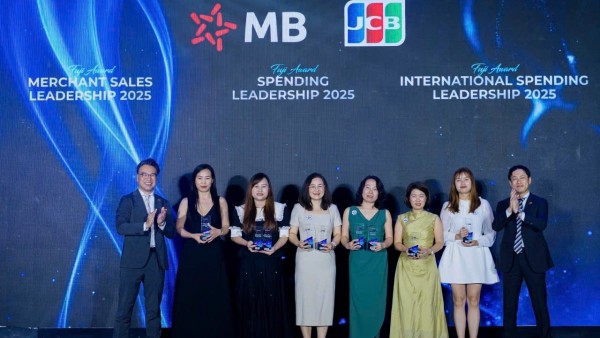 MB nhận 09 giải thưởng danh giá từ Hội nghị thường niên JCB Việt Nam 2026