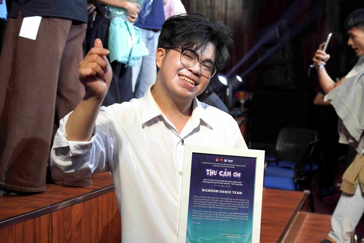 Đưa sân khấu cải lương đến gần hơn với giới trẻ Đưa sân khấu cải lương đến gần hơn với giới trẻ