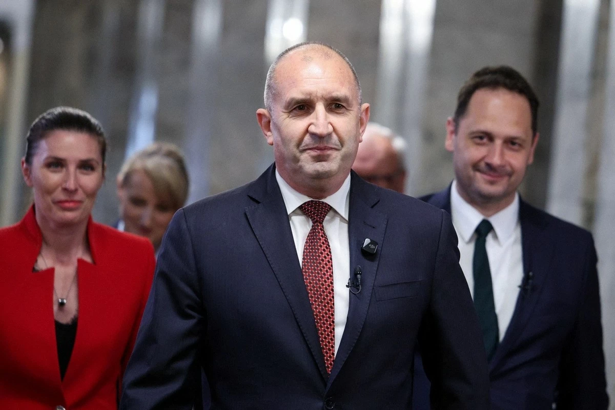 Thủ tướng Rumen Radev cảnh báo Bulgaria có thể bị EU xử phạt vì thâm hụt ngân sách vượt mức quy định ngay sau khi vào Eurozone. (Nguồn: China Daily - Global Edition)