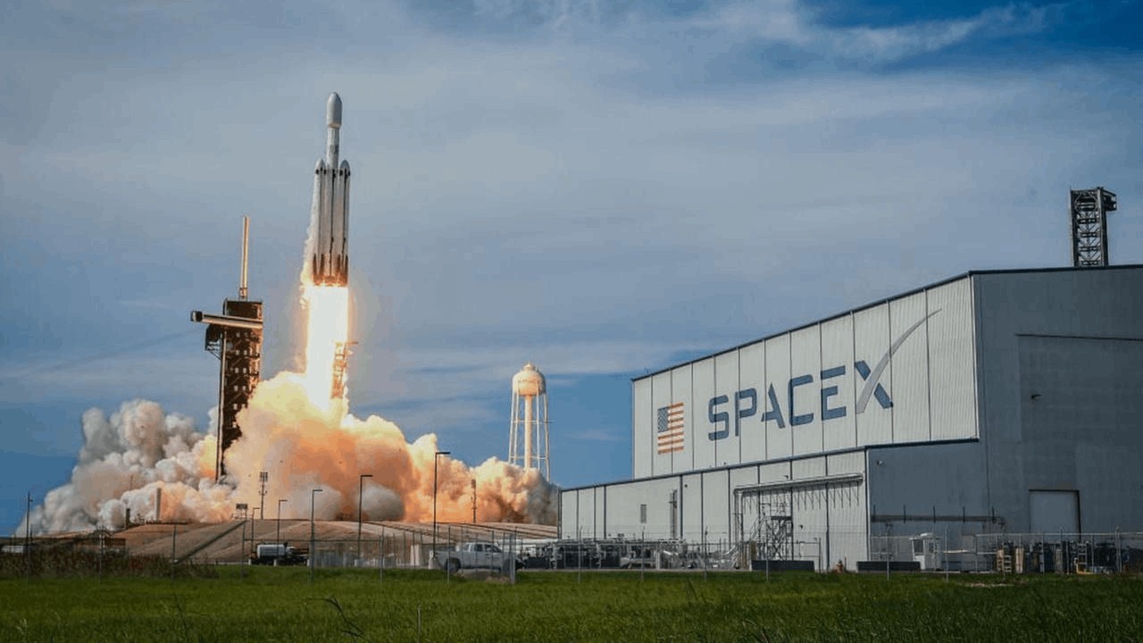 SpaceX thắng thầu hàng tỷ USD, Mỹ xây ‘mắt thần’ vệ tinh theo dõi mục tiêu bay từ quỹ đạo